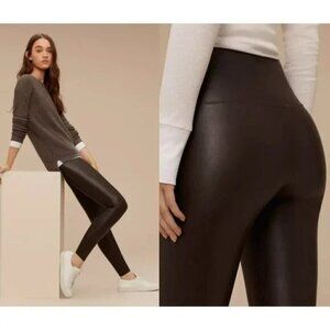 Aritzia Wilfred Free | Daria High-waisted Vegan Leather leggings in Black